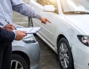 How Are Car Accident Lawsuits Different Than Insurance Claims in Georgia?